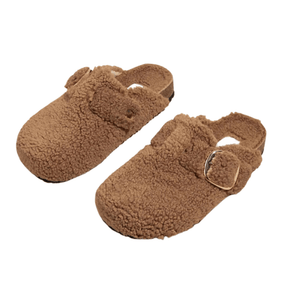 Pantufa Feminina Peluciada com Fivela