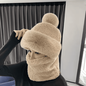 Balaclava Feminina em Pelúcia com Pompom