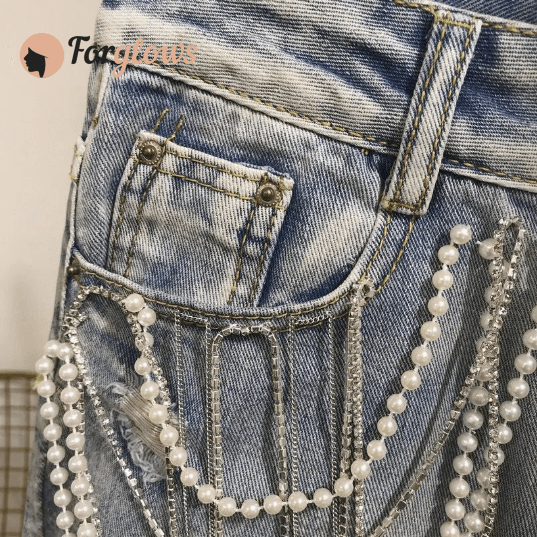 Shorts Feminino Jeans com Pérola e Strass Zoe