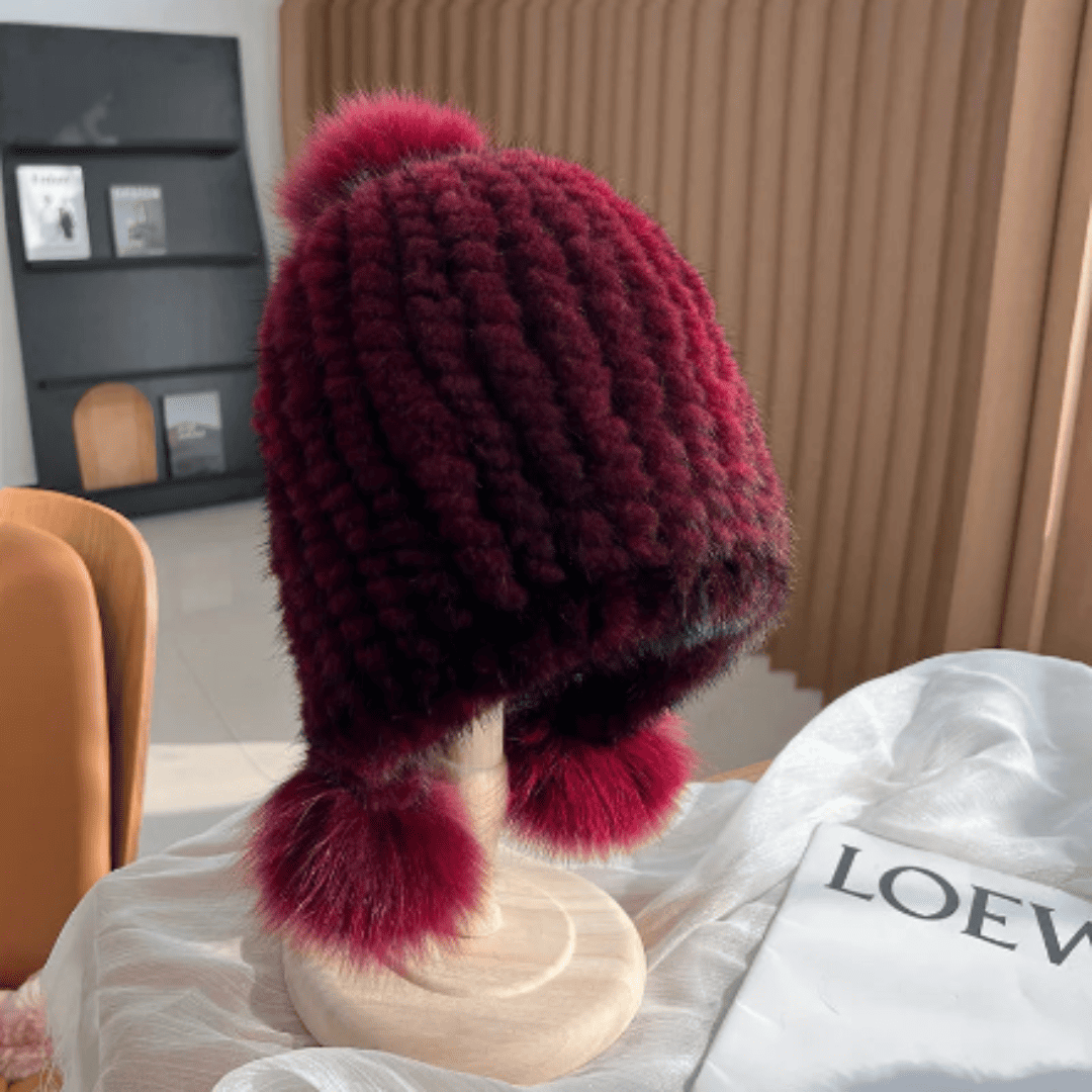 Gorro Feminino com Pompom