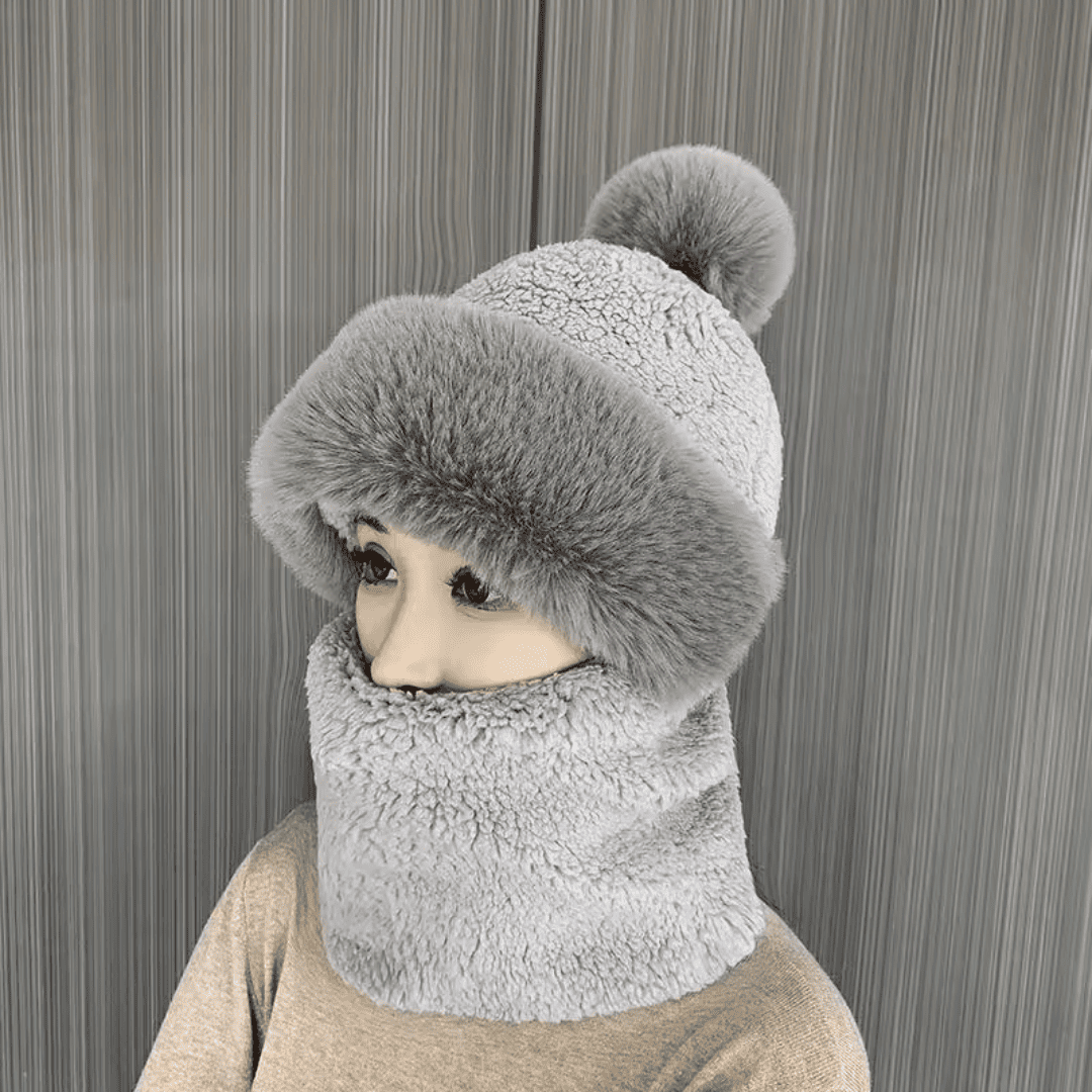 Balaclava Feminina em Pelúcia com Pompom