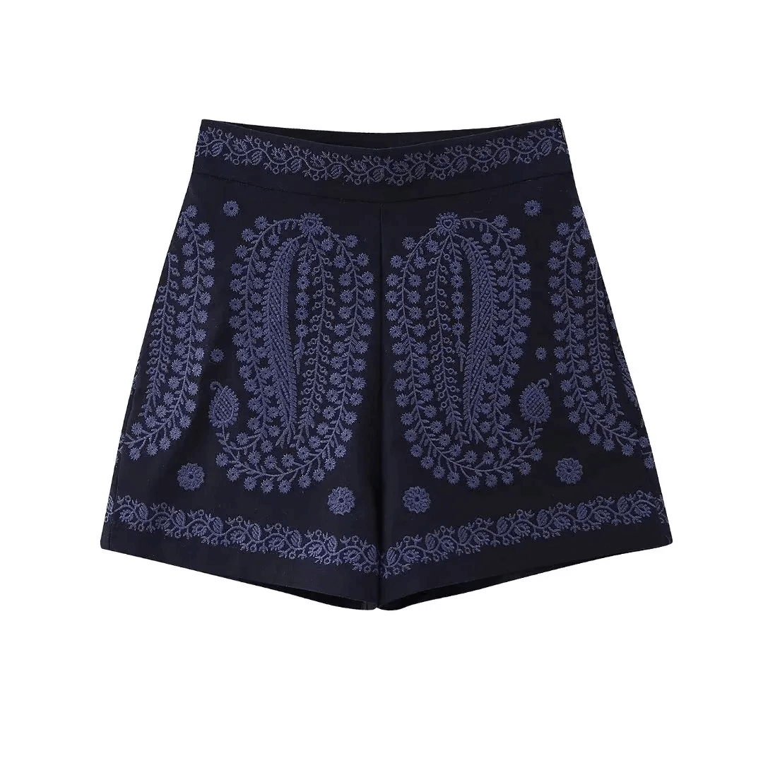 Shorts Feminino de Linho Bordado